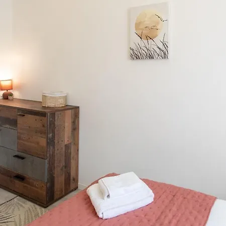 L38 Avfleur 7min Walk To Beach,free Park,balc&ac * Nice