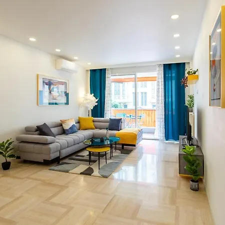 Apartment L38 Avfleur 7min Walk To Beach,free Park,balc&ac